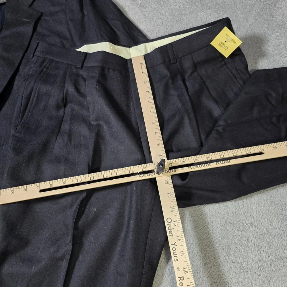 Palm Beach Mens 44R 39W 2 Piece Suit Black Stripe 100% Wool Pleated Made in USA